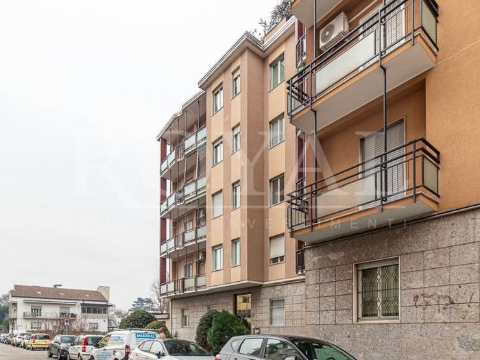 Appartamento trilocale in vendita in Via Monte Oliveto, Triante, Monza