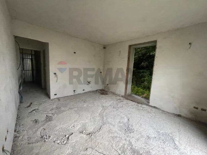 Casa con 6 locali in vendita in Via Don Minzoni, Centro, Parabiago