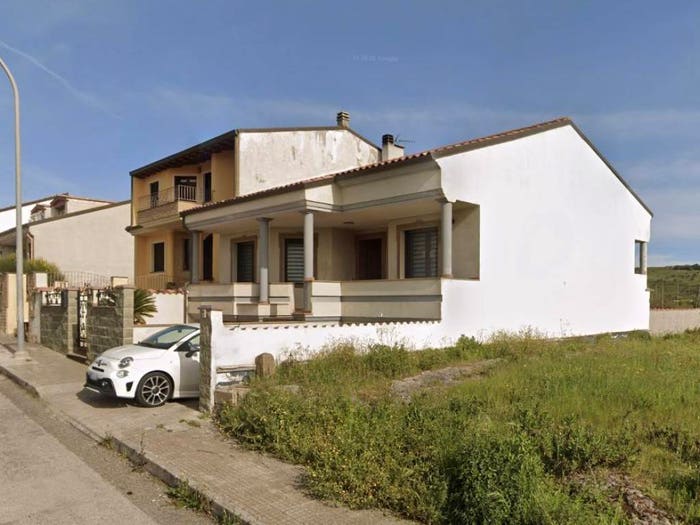 Casa con 5 locali in vendita in Via Ragazzi Del ', Pattada
