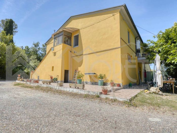 Casa quadrilocale in vendita in Via Pian delle Tregge, Collesalvetti