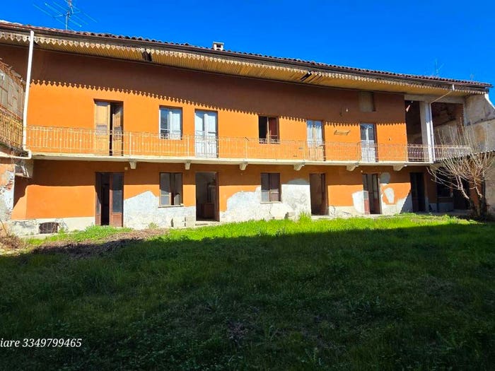 Casa con 6 locali in vendita in Via Generale Sebastiano Ros, Oglianico