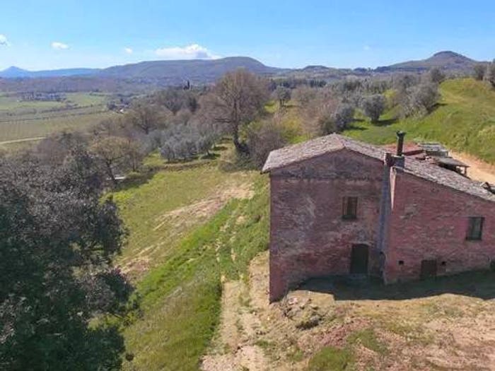Casa con 6 locali in vendita in Piazza Grande No Number, Centro, Montepulciano