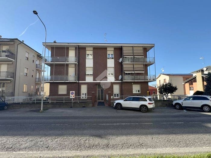 Appartamento quadrilocale in vendita in Via Circonvallazione, Centro, Cassano Spinola