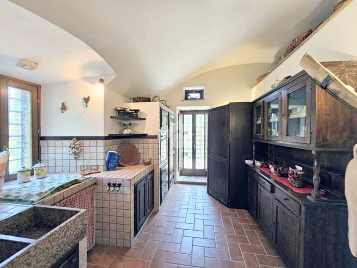 Casa con 6 locali in vendita in VIA DEL RIO, Castel San Pietro, Poggio Mirteto