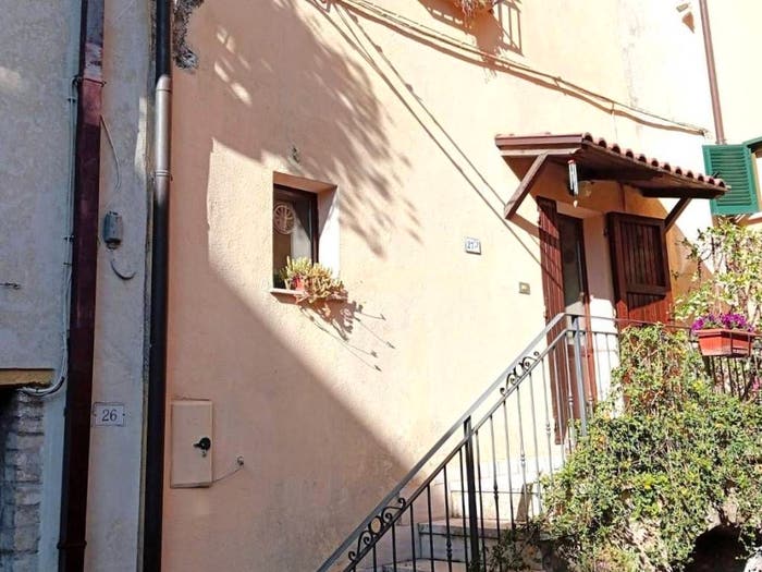 Appartamento bilocale in vendita in Turrida Sasso Grande, Guardea