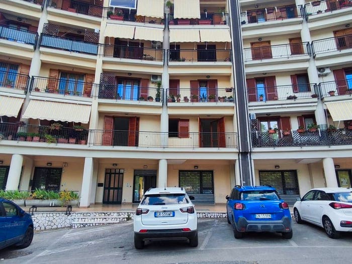 Appartamento trilocale in vendita in Via Gioacchino Pedicini, Quattrograna Bellizzi Sant'Oronzo, Avellino