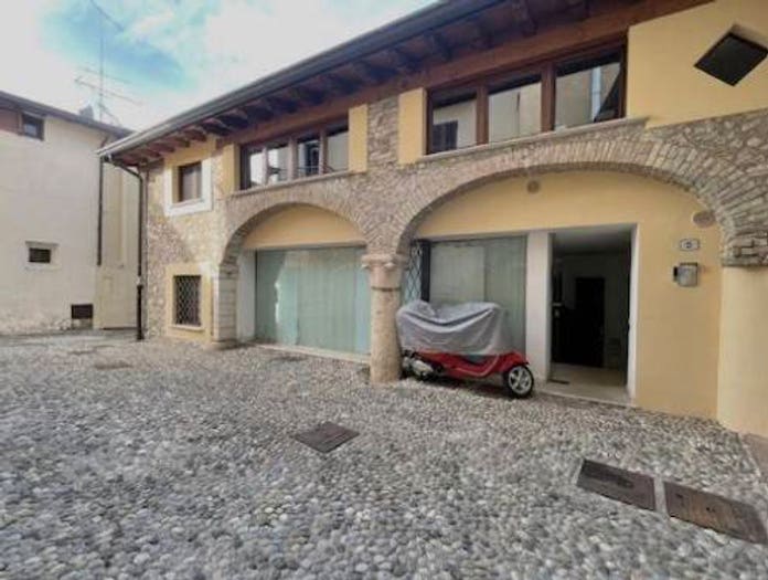 Appartamento bilocale in vendita in Via della Fontana di Sotto, Montinelle, Manerba del Garda