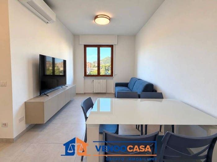 Appartamento trilocale in vendita in Via Marco Polo, Centro, Loano