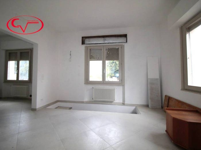 Casa con 5 locali in vendita in Via di Villanuzza, Levanella, Montevarchi