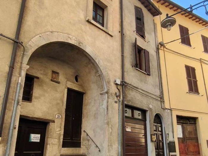 Appartamento trilocale in vendita in Centro, Amelia
