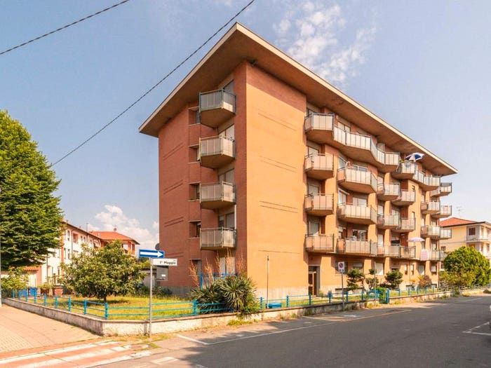 Appartamento quadrilocale in vendita in Via Maggio, Centro, Ciriè