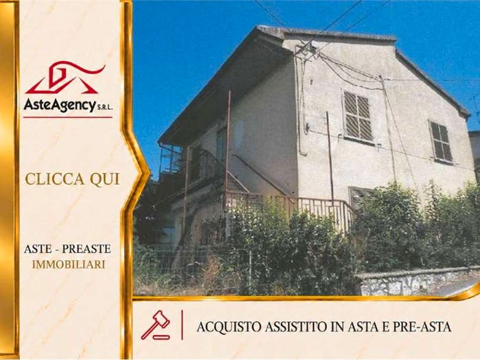 Casa con 6 locali in vendita in Via della rinascita snc, Lugnano in Teverina