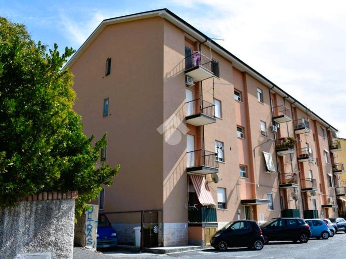 Appartamento bilocale in vendita in Largo Carlo Pisacane, Centro, Paola