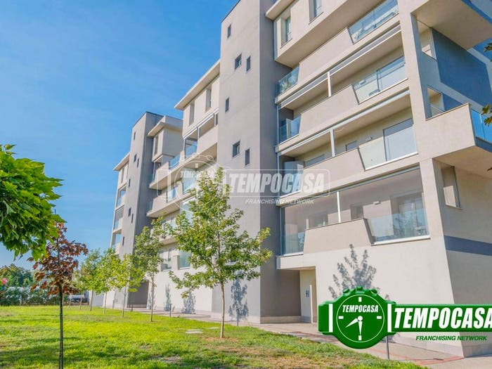 Appartamento trilocale in vendita in Via lombardia, Centro, Lacchiarella