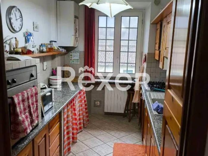 Appartamento con 6 locali in vendita in Via San Vincenzo, Borgorose