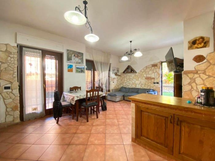Appartamento trilocale in vendita in VIA ROMA, Centro, Marcellina