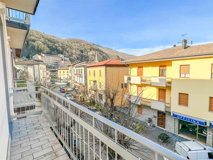 Appartamento trilocale in vendita in Via G Pepoli, Centro, Castiglione dei Pepoli