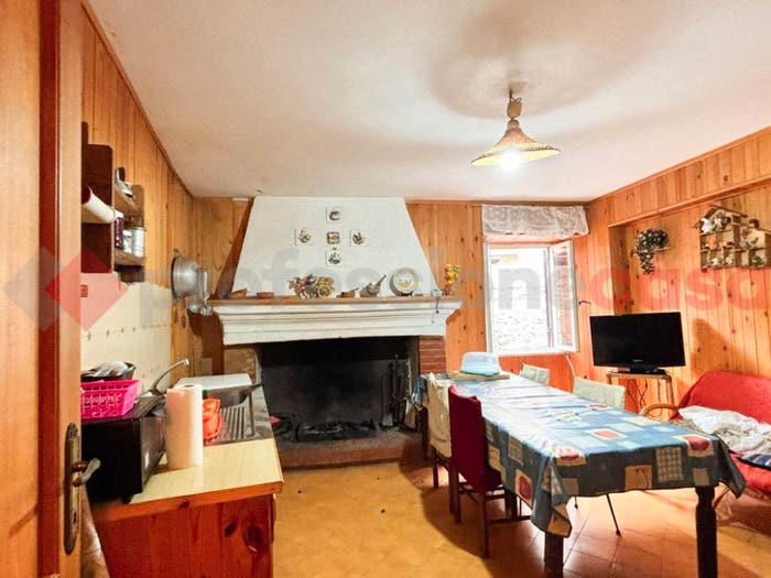 Appartamento quadrilocale in vendita in Via Vittorio Emanuele, Centro, Vico nel Lazio