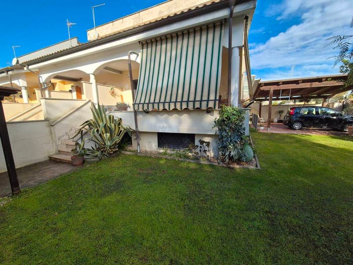 Casa quadrilocale in vendita in Via Monte Cauriol, Isola Sacra, Fiumicino