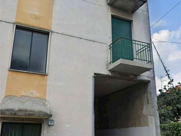 Appartamento trilocale in vendita in Via Mazzini, Arsago Seprio