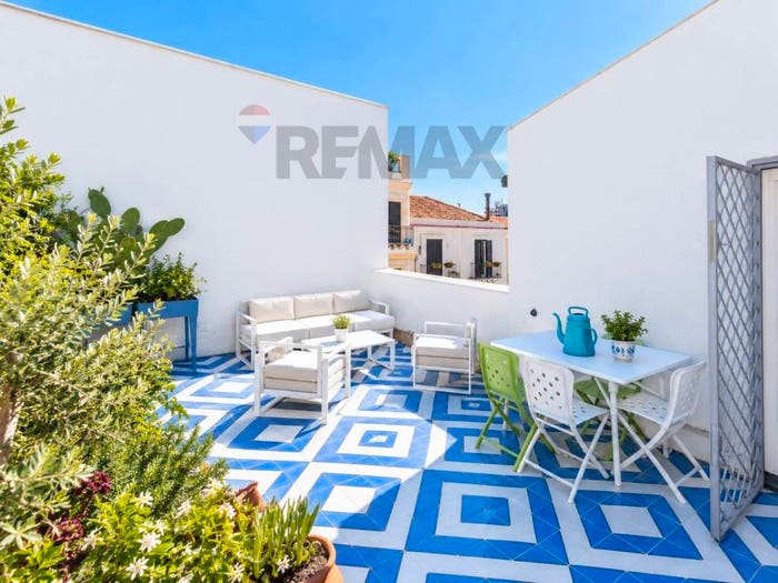 Casa con 5 locali in vendita in Via Sant'euno, Kalsa, Palermo