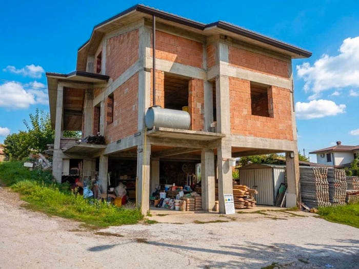 Casa quadrilocale in vendita in San Giovanni Incarico