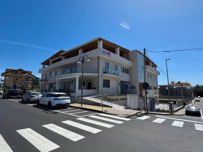 Appartamento quadrilocale in vendita in Viale della Libertà, Falerna Scalo, Falerna