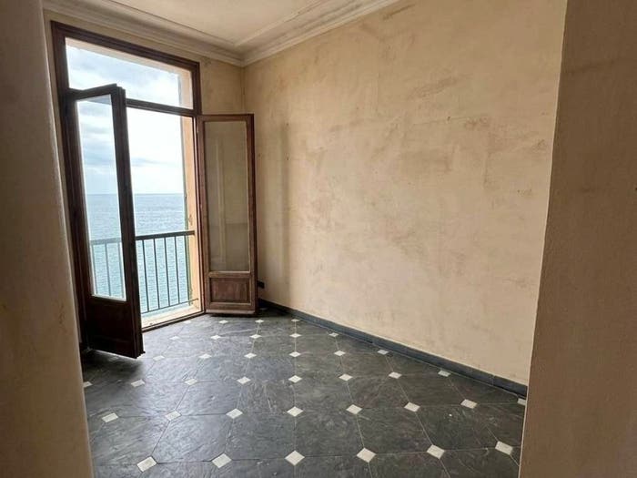Appartamento trilocale in vendita in Via Bogliasco, Sant'Ilario, Genova