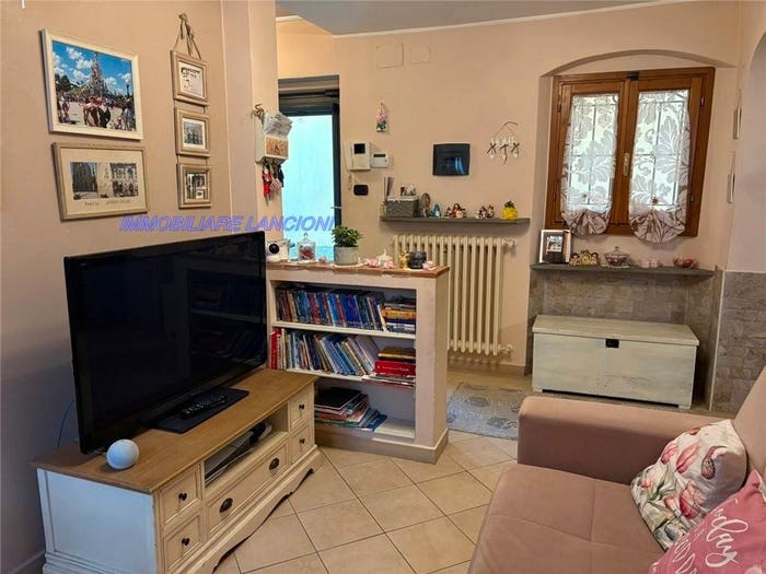 Casa trilocale in vendita in VIA XXIV MAGGIO, Centro, Lastra a Signa