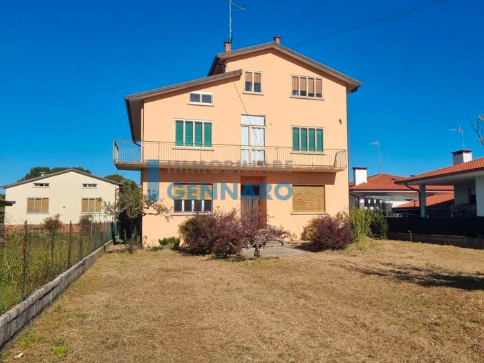Casa con 6 locali in vendita in Via Giuseppe Mazzini, Centro, Mortegliano