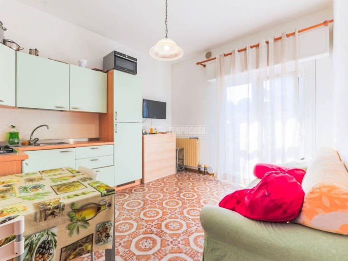 Appartamento trilocale in vendita in Viale Montefiore, Parco, Riccione