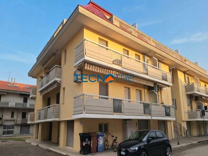 Appartamento bilocale in vendita in Via Il Rodi, Centro, Martinsicuro