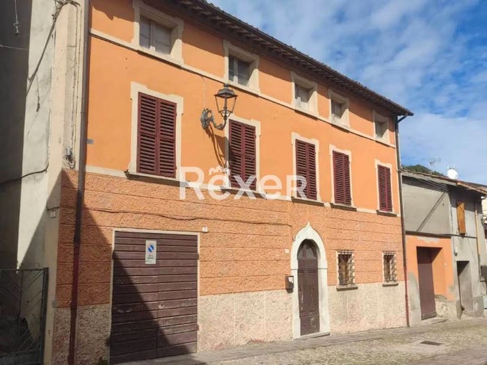 Casa con 6 locali in vendita in Piazza Francisco Ferrer, Centro, Civitella di Romagna