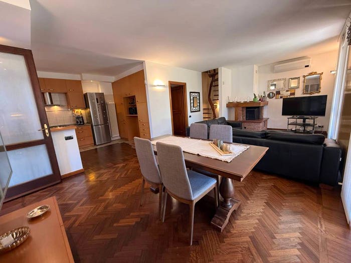 Casa con 6 locali in vendita in Via Maurizio Quadrio, Albate Muggiò, Como