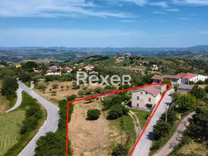 Casa quadrilocale in vendita in Contrada San Pietro, Cugnoli