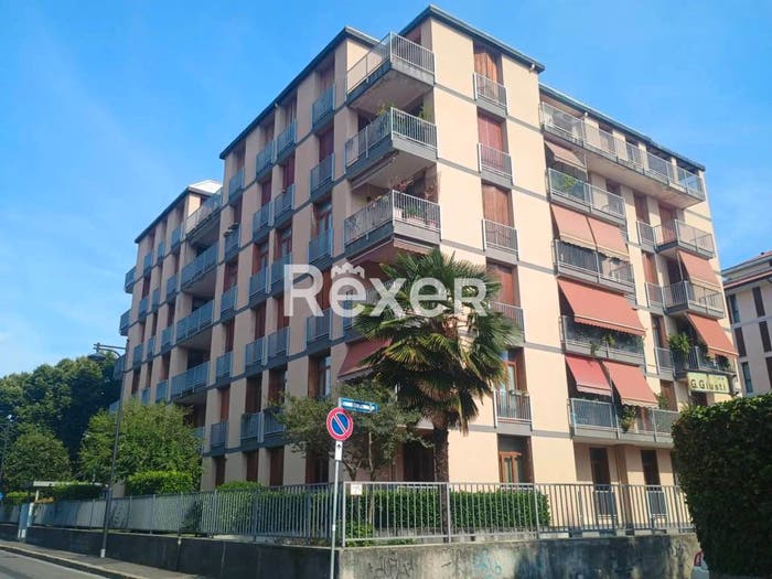 Appartamento quadrilocale in vendita in Via Francesco Domenico Guerrazzi, Piazza Santa Maria, Busto Arsizio
