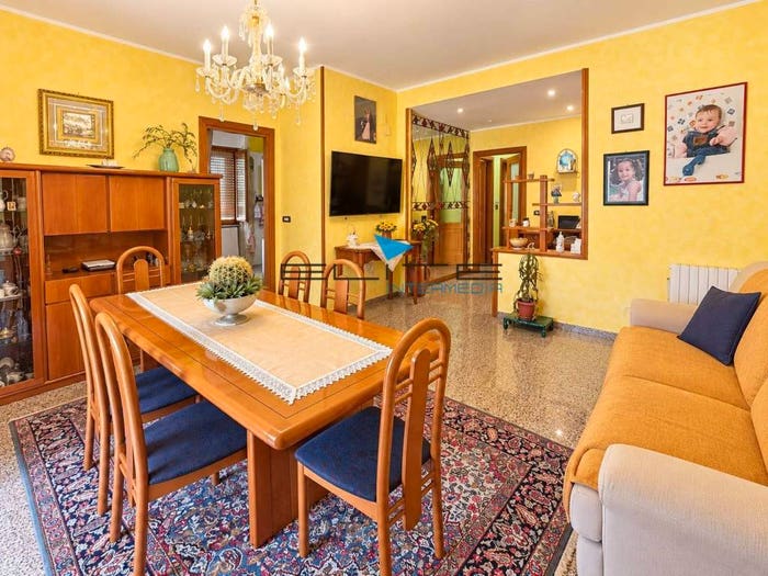 Appartamento con 5 locali in vendita in Via Bendetto Croce, Centro, Bussi sul Tirino
