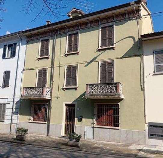 Casa con 6 locali in vendita in Via Leonardo Da Vinci, Centro, Pianello Val Tidone