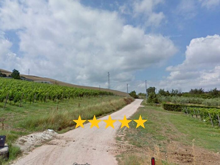 Appartamento con 6 locali in vendita in Contrada Camera, Fermo