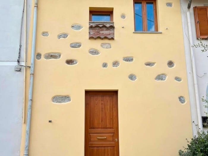 Casa quadrilocale in vendita in Montale