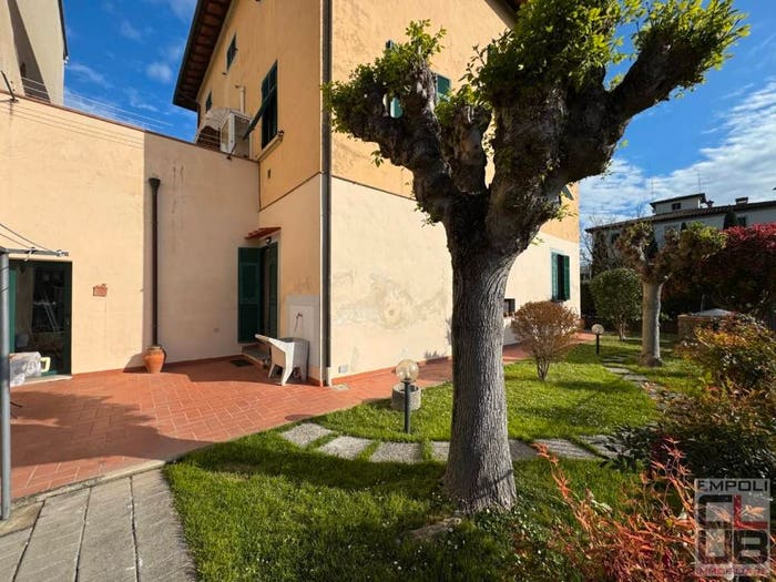 Casa con 6 locali in vendita in Via Roma, Centro, Certaldo