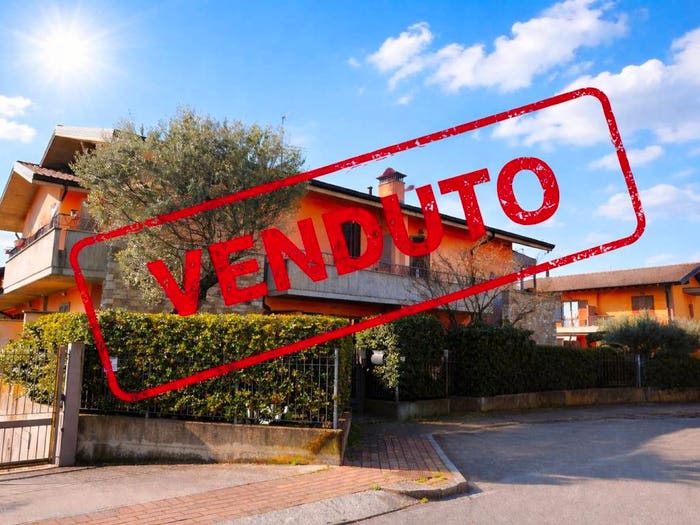 Appartamento bilocale in vendita in Via Giosuè Carducci, Bonate Sopra