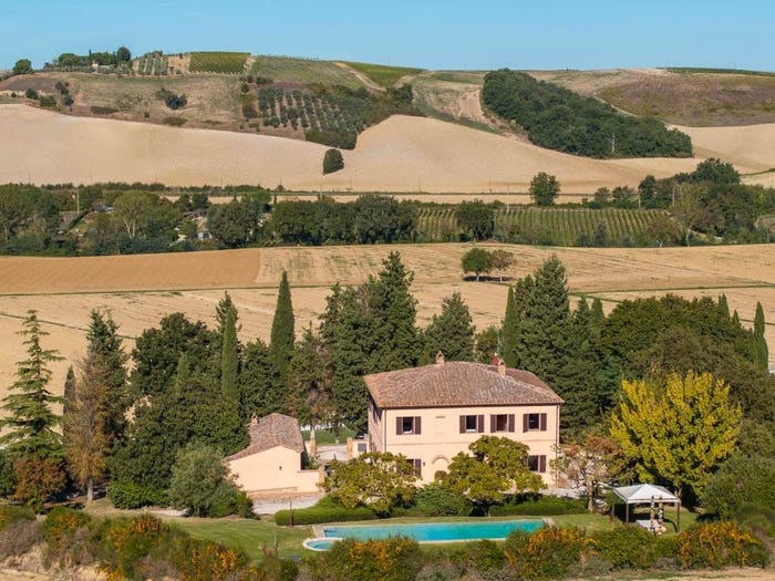 Casa con 6 locali in vendita in via romana, Torrenieri, Montalcino