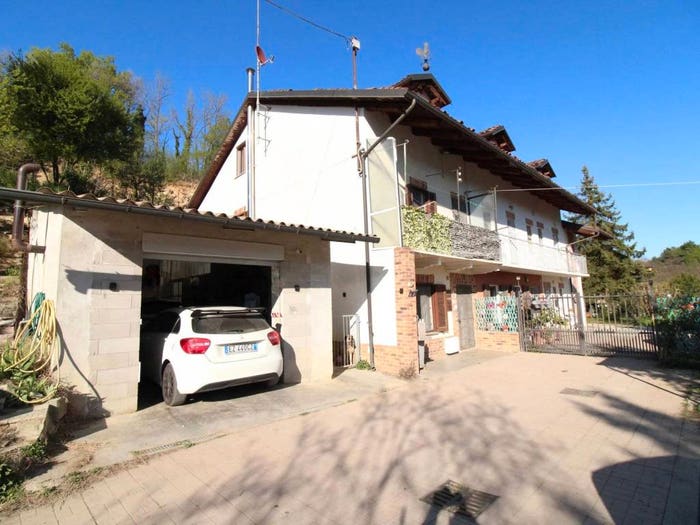 Appartamento con 5 locali in vendita in Montaldo Roero