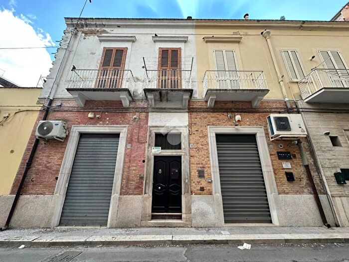 Appartamento trilocale in vendita in Via S Giuseppe, Cerignola