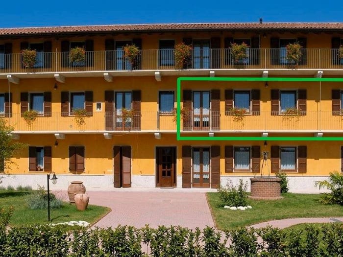 Appartamento trilocale in vendita in Via Vecchia Ticino, Oleggio