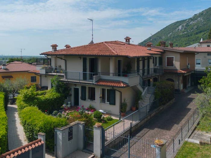Appartamento trilocale in vendita in Via Emilio Morosini, Centro, Botticino