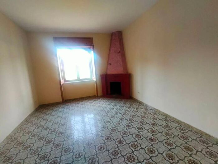 Appartamento con 6 locali in vendita in Via Colle Puoti, Maddaloni