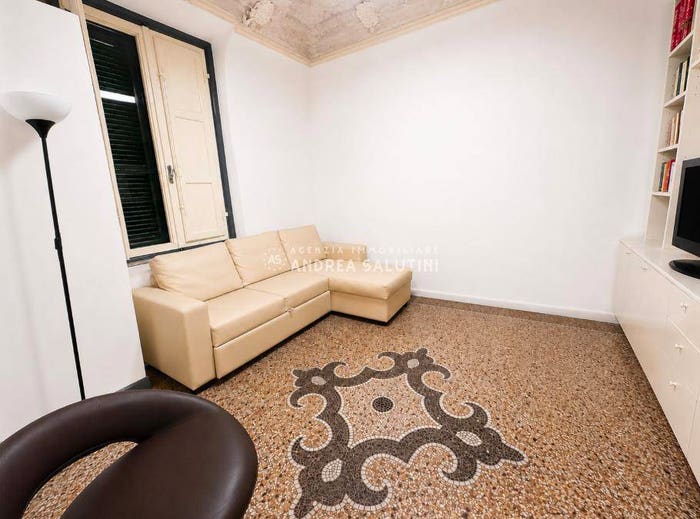 Appartamento trilocale in vendita in Centro, Pontedera