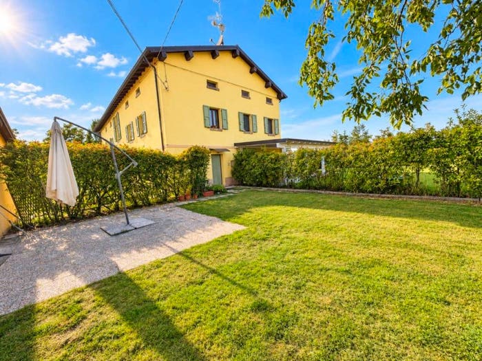Appartamento con 5 locali in vendita in Via dei Ronchi, Massenzatico Pratofontana, Reggio Emilia